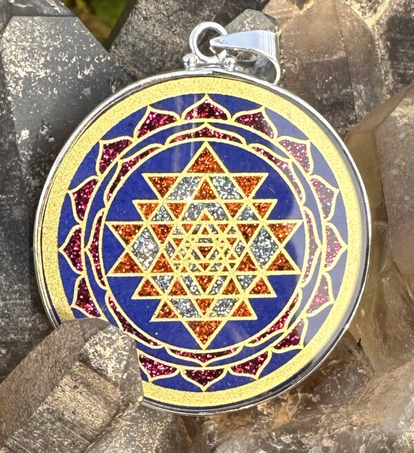 Sri Yantra - Lapis Lazuli - 021